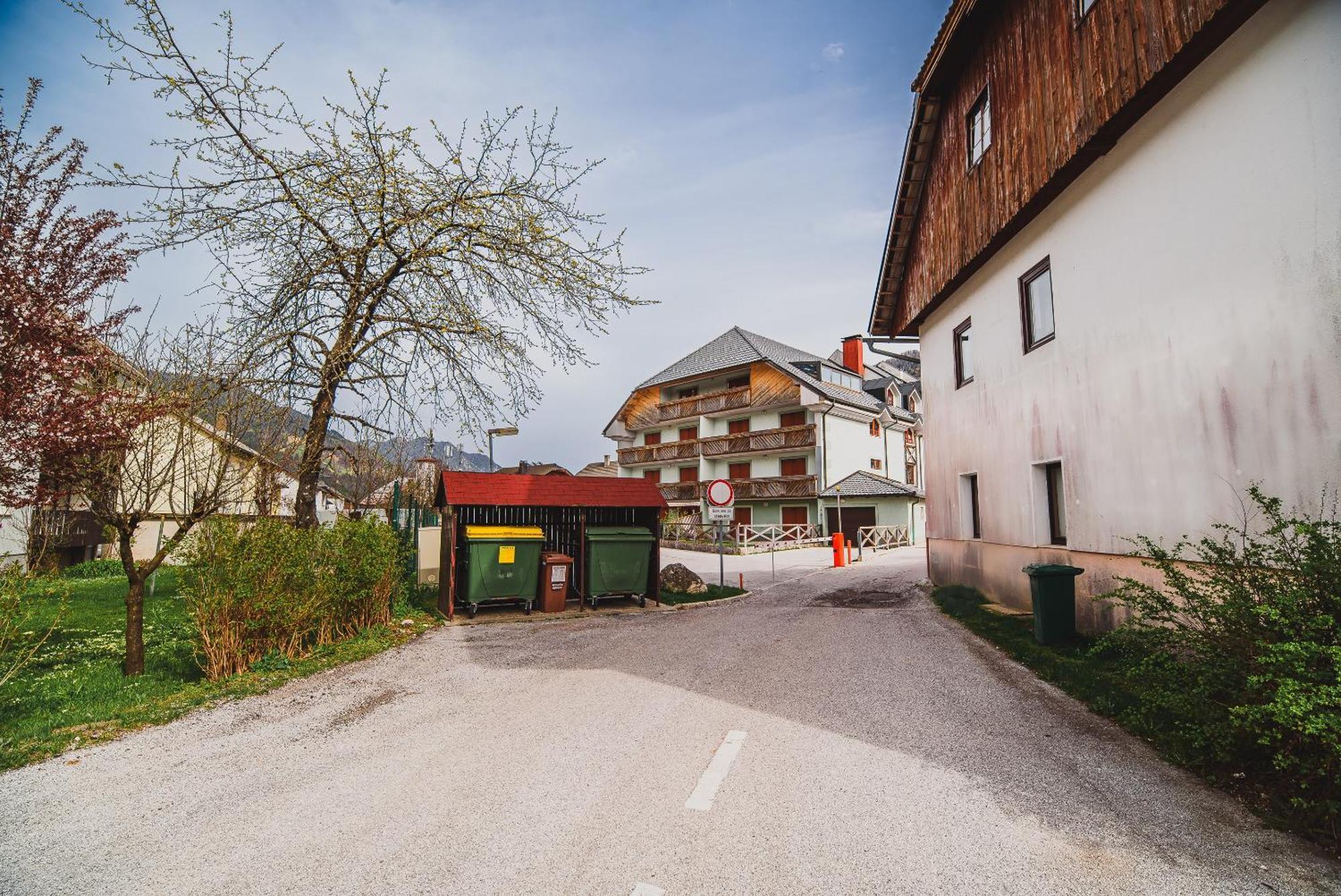 Apartments Slavec With Free Onsite Parking Kranjska Gora Habitación foto